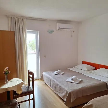 Dzeba Guest house